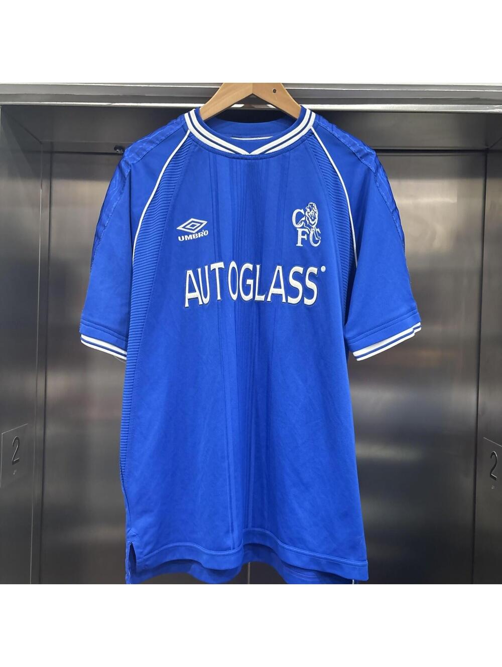 1999/2001 Tore Andre Flo Chelsea FC Umbro Soccer Kit Jersey
